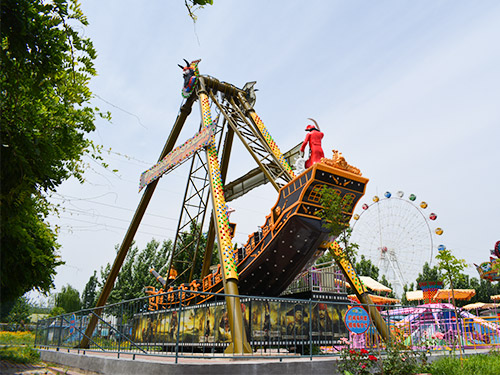 Pirate Ship Rides 32 Seats